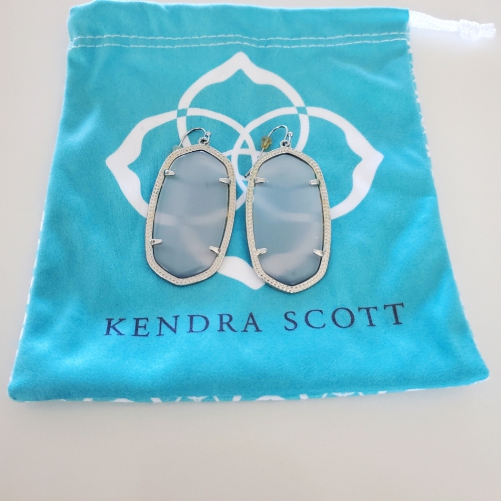 Kendra Scott Danielle Earrings
